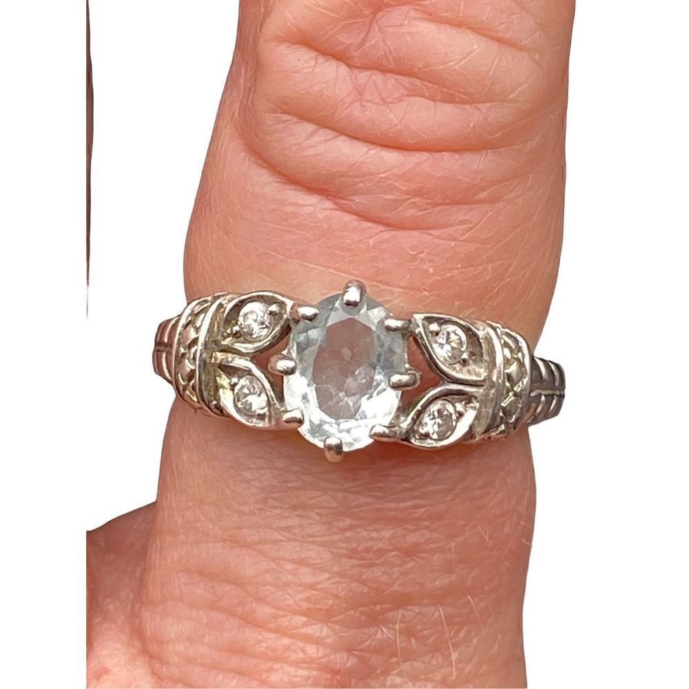 Sterling silver 925 light blue oval topaz ring small cz accents size 8